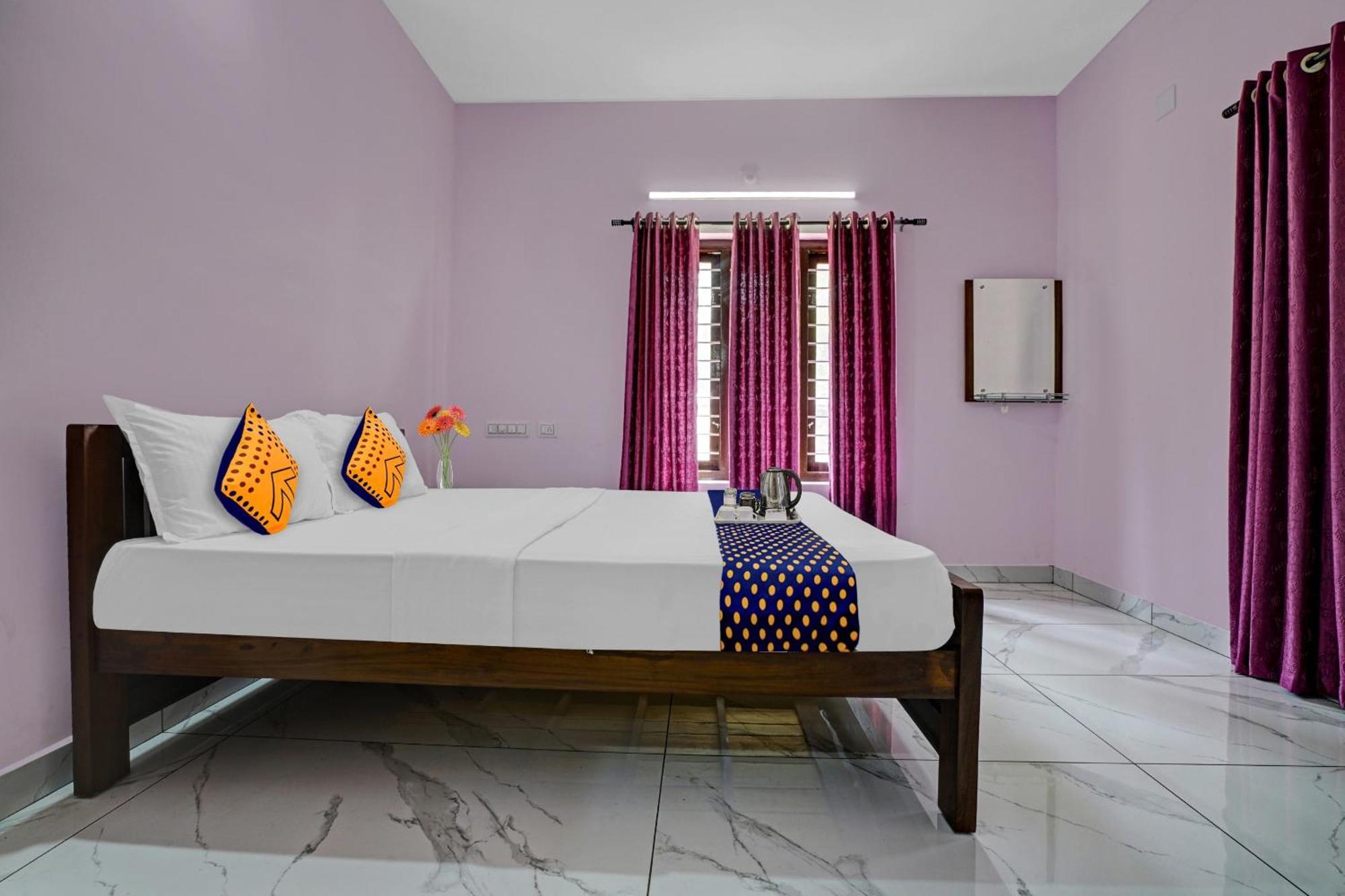 Spot On Shalom Palace Residency Neriyamangalam Esterno foto